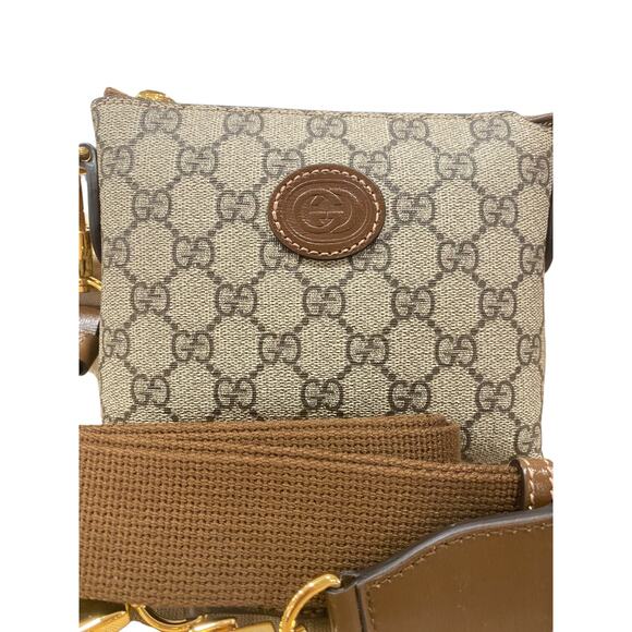 NEW Gucci Messenger GG Supreme Monogram Crossbody Clutch Wristlet Bag - Picture 4 of 14